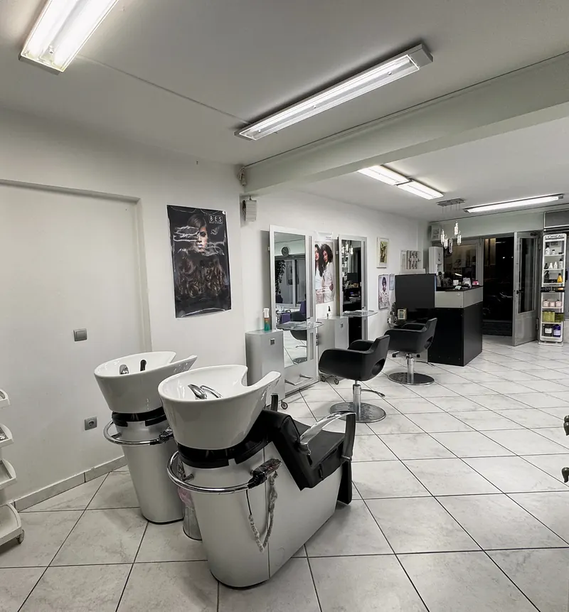 Λουτήρες στο Alexandros Hair Salon, Θησείο